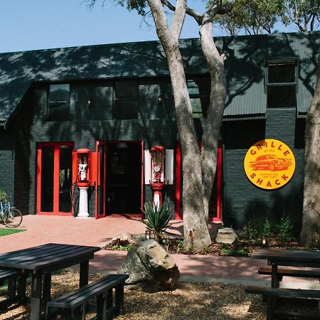 מפרץ גורדון Pitstop Lodge מראה חיצוני תמונה